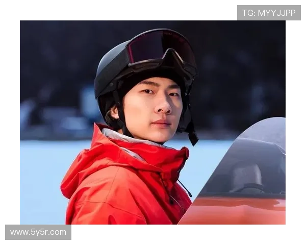 苏翊鸣冬奥一金一铜领旗荣耀归来 苏翊鸣冬奥一金一铜领旗荣耀归来