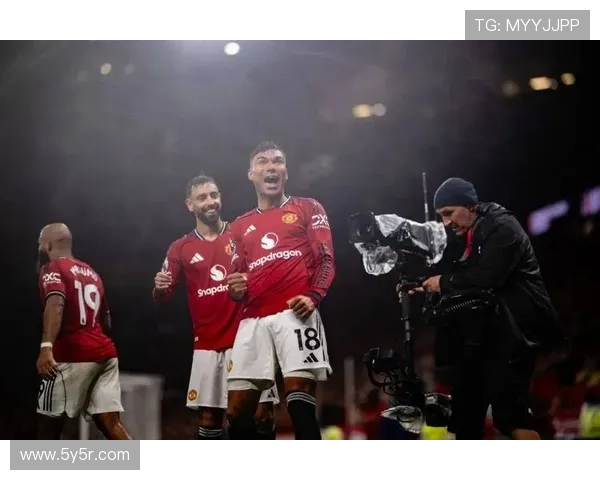 落后时刻B费全场指挥稳军心力 落后时刻B费全场指挥稳军心力