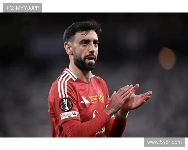 詹俊:曼联前场进攻混乱、B费状态堪忧;利物浦锋线良性竞争 詹俊:曼联前场进攻混乱、B费状态堪忧;利物浦锋线良性竞争